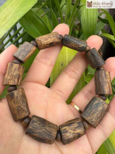 Vòng Trầm Hương dạng lu
