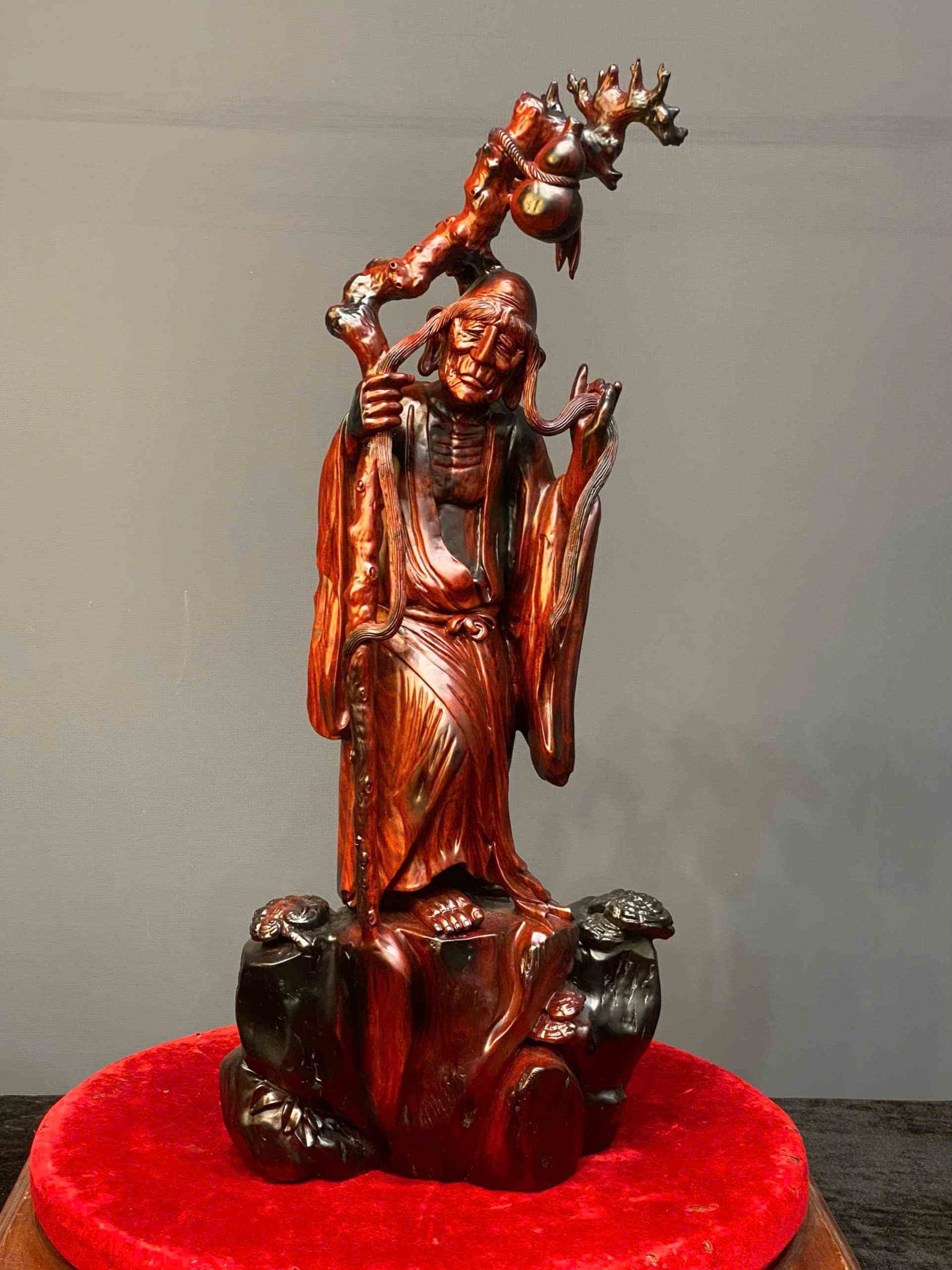 Tượng La Hán Trường Mi Gỗ Trắc Cao 66 (cm)