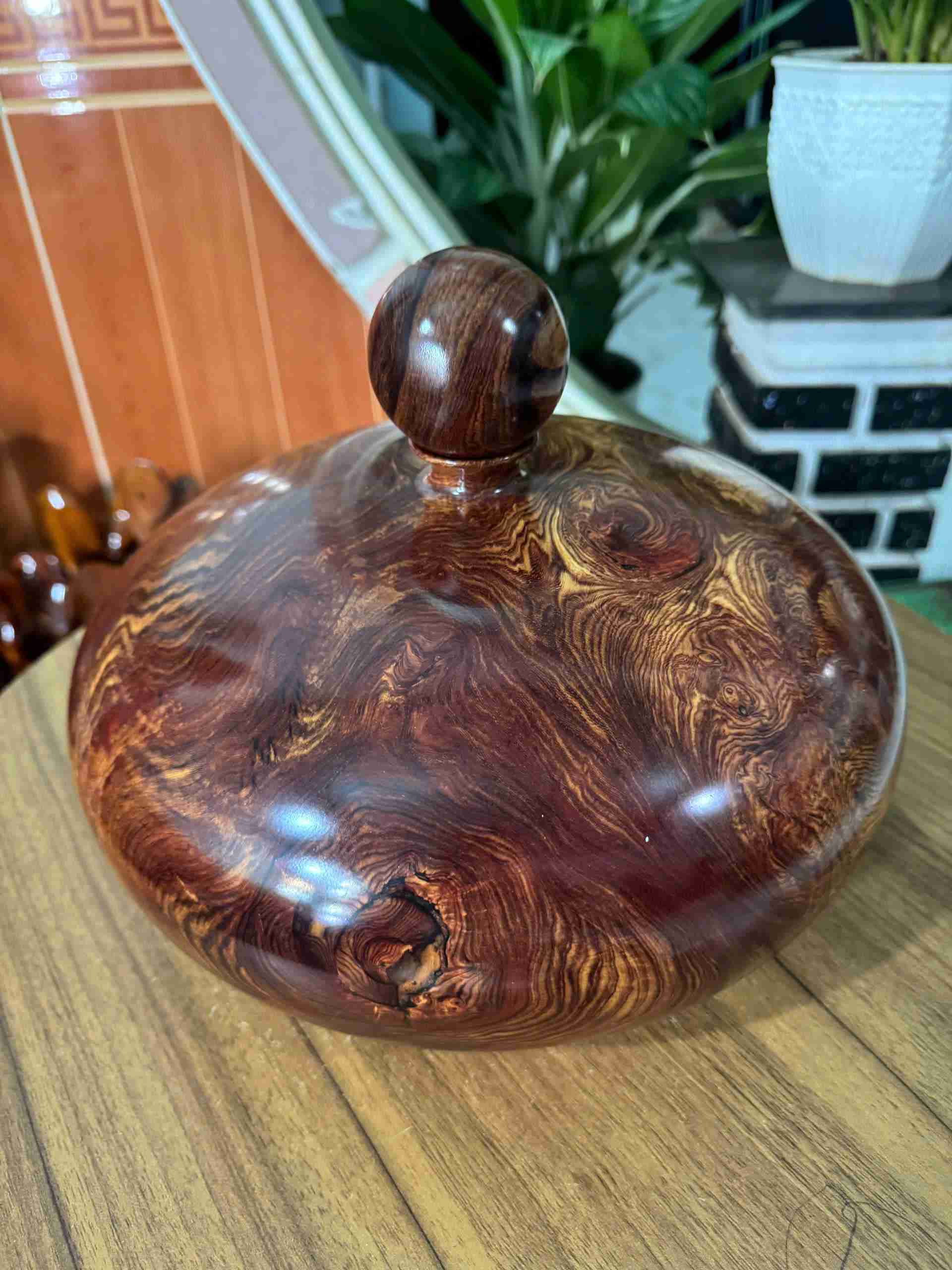 Chum Phú Quý Gỗ Cẩm Cao 16 (cm)