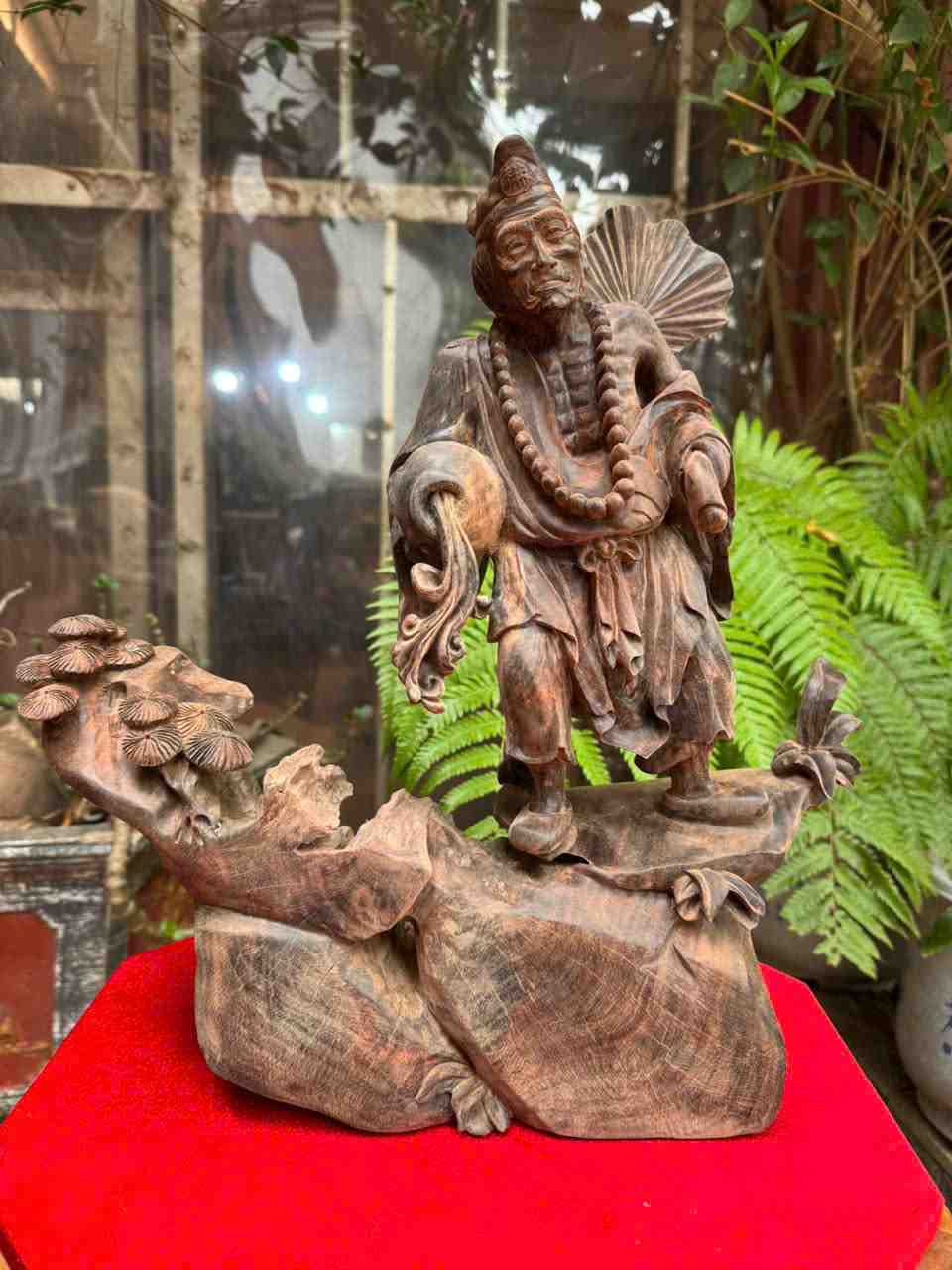 Tế Say Gỗ Trắc Đen Cao 37 (cm)