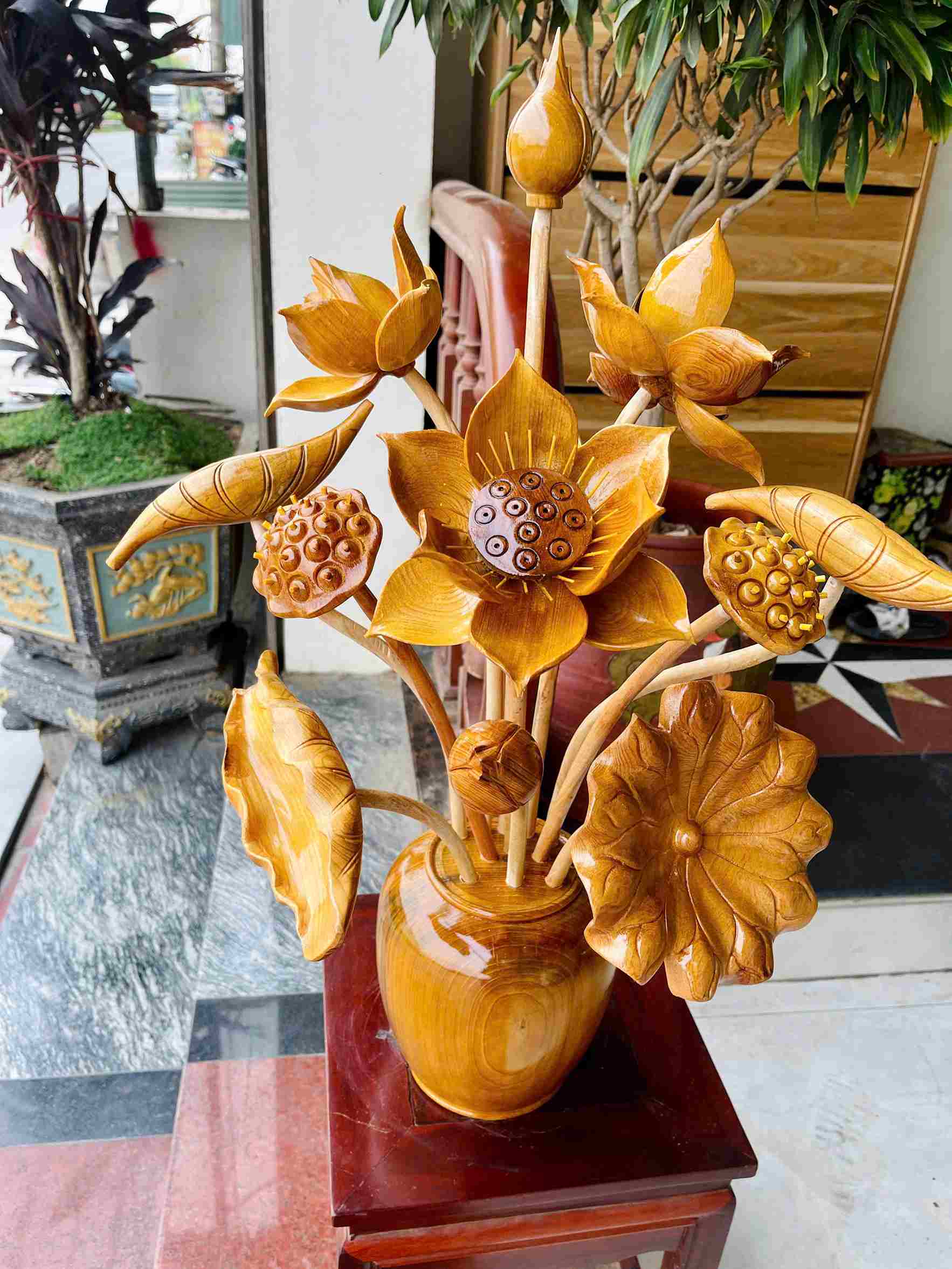 Tượng Hoa Sen Gỗ Ngọc Am Cao 70 (cm)