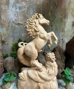 Tượng Ngựa Gỗ Ngọc Am Cao 50 (cm)