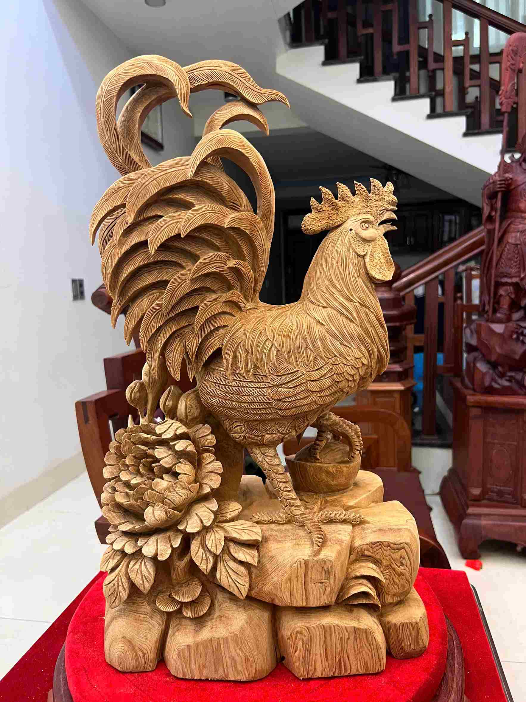 Tượng Nhất Kê Gỗ Ngọc Am Cao 56 (cm)