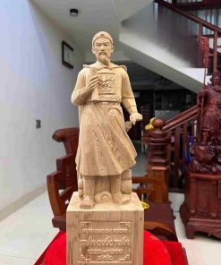 Tượng Trần Quốc Tuấn Gỗ Ngọc Am Cao 70 (cm)